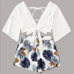 Tie Back Deep V Neck Top With Tropical Print Shorts